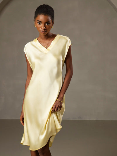 Elegante Camisola in Pura Seta Con Scollo a V