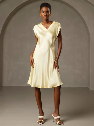 Elegante Camisola in Pura Seta Con Scollo a V